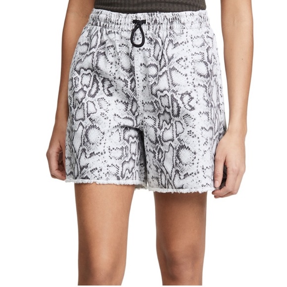 Kith XS S Alexander Wang Boyfriend Shorts in Python Snake Print Grey NWOT - Picture 13 of 16